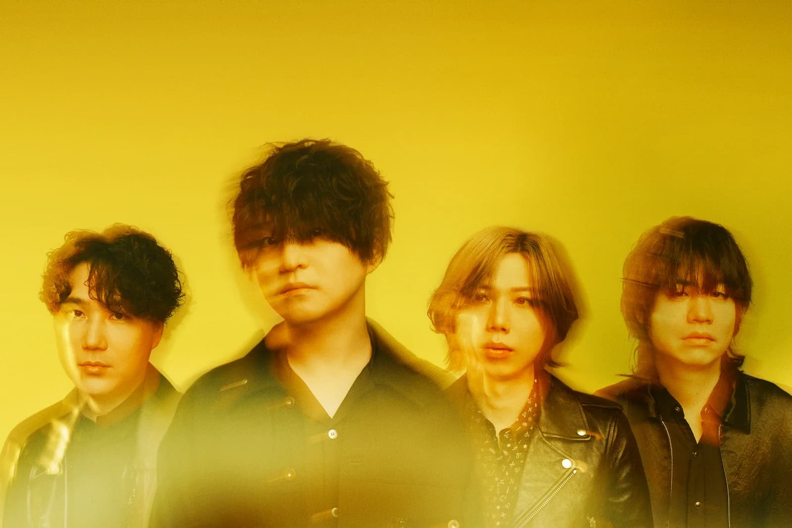 Official髭男dismの集合写真